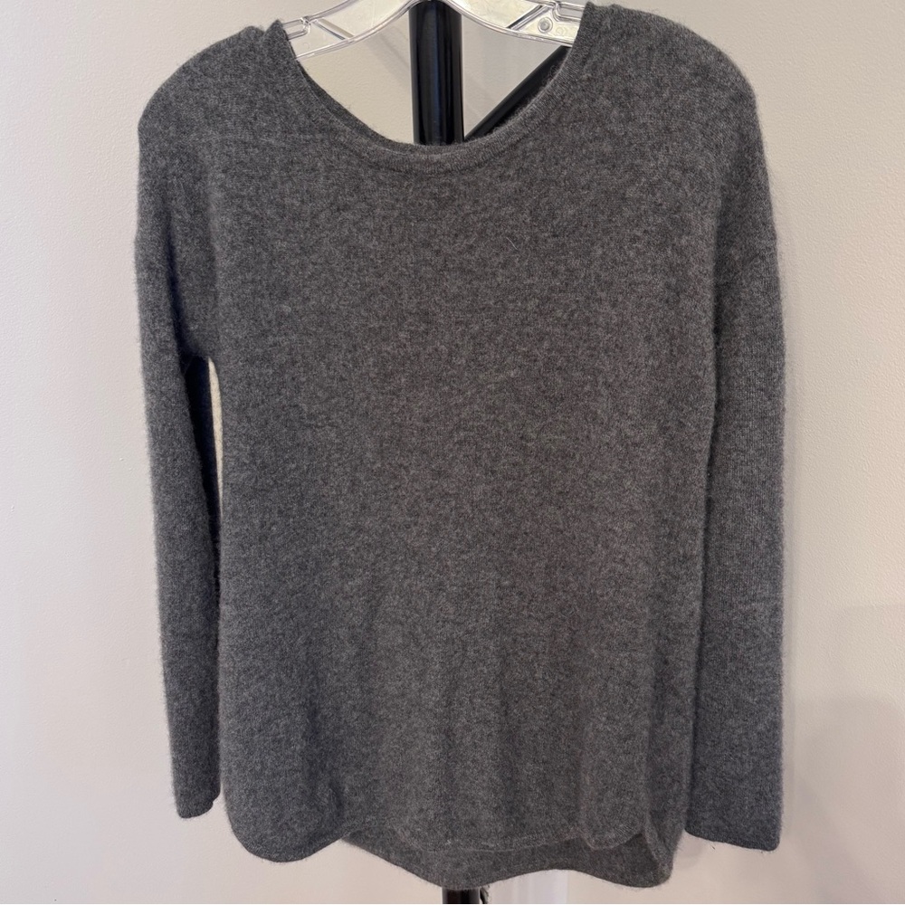 Saks Fifth Avenue Gray Longline Cashmere Sweater